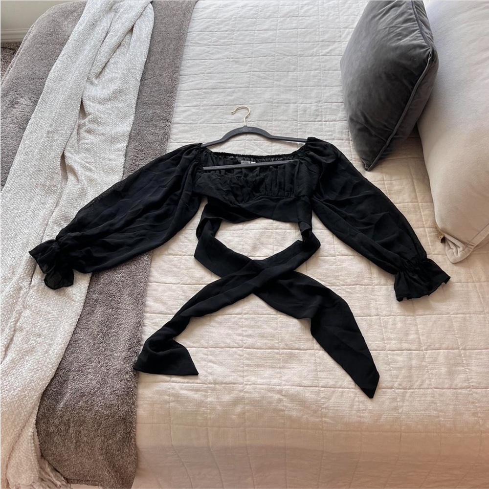 Beginning Boutique Black Long-Sleeve Wrap Crop Top